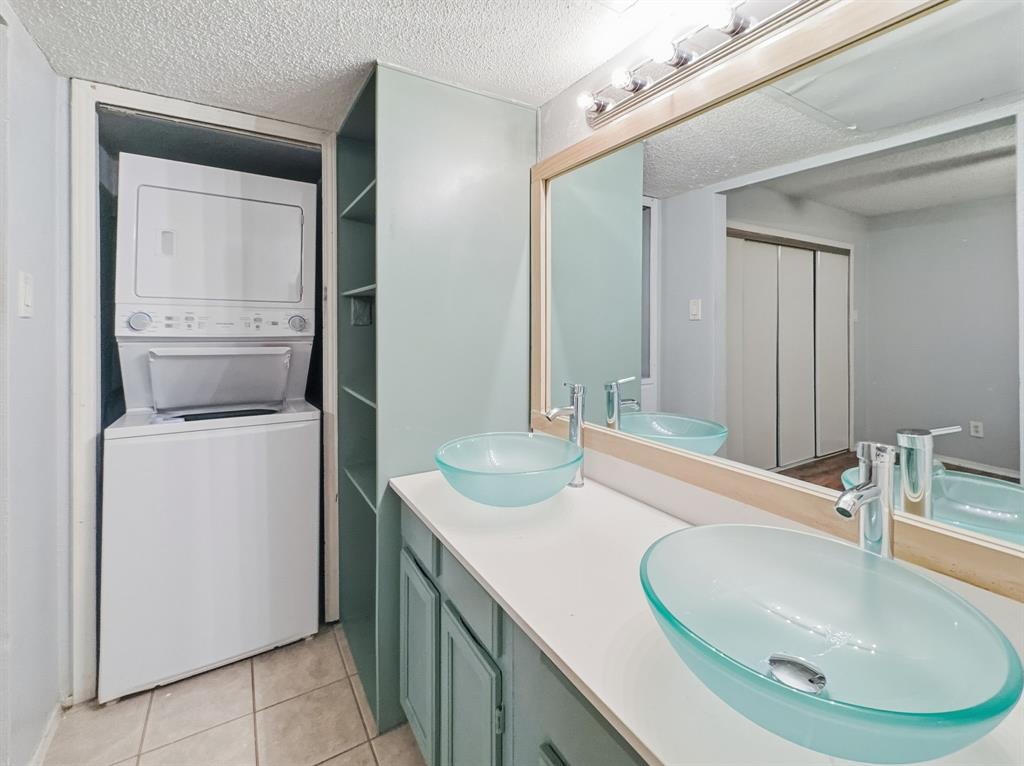 9835 Walnut Street 208 Property Photo 5