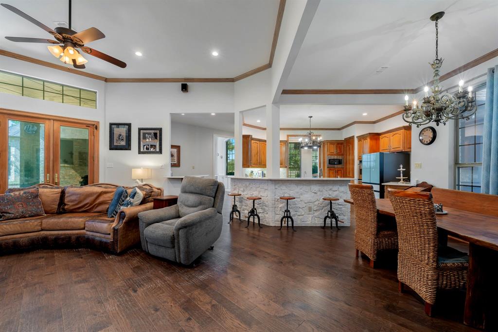 7583 Mountain View Road Property Photo 12