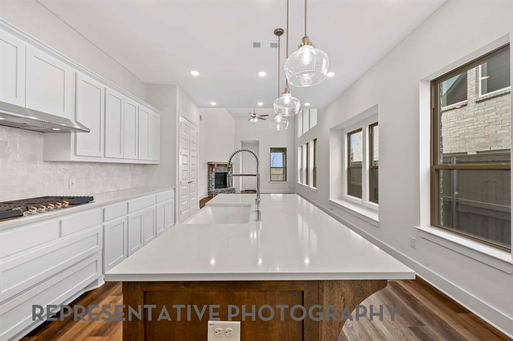 1653 Cornwall Avenue Property Photo 6