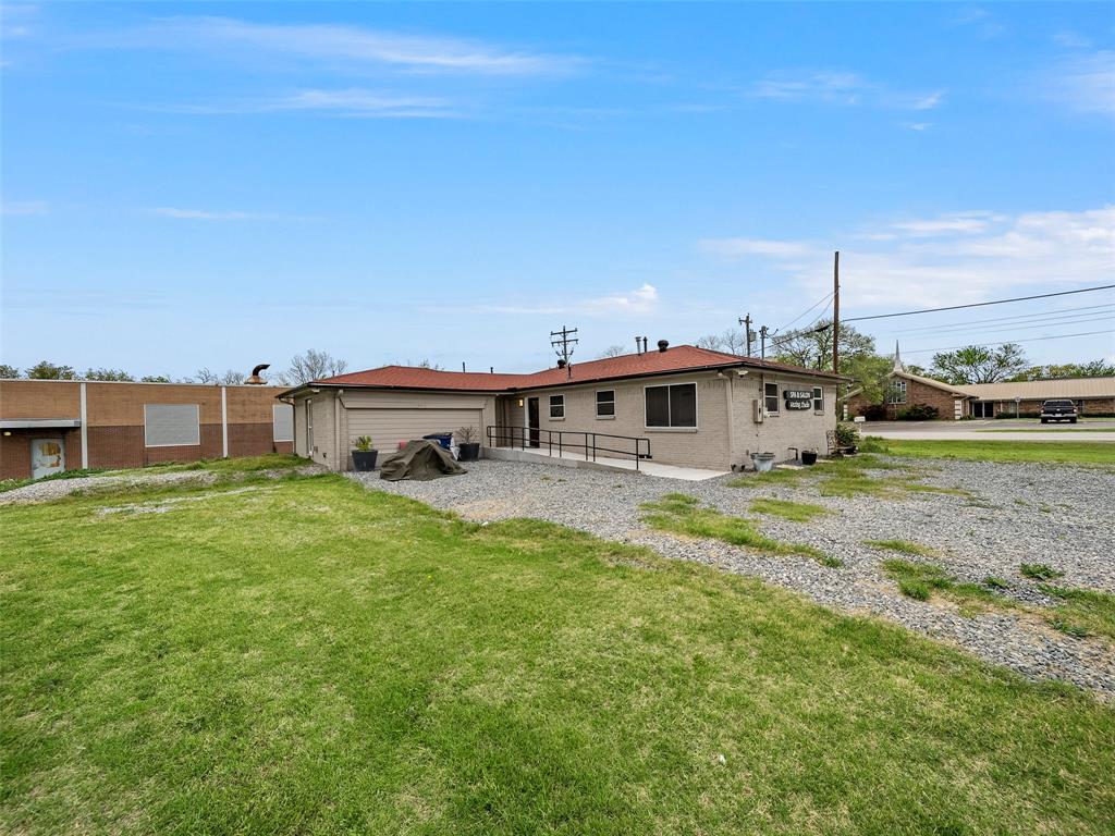 213 Mckinney Avenue Property Photo 3