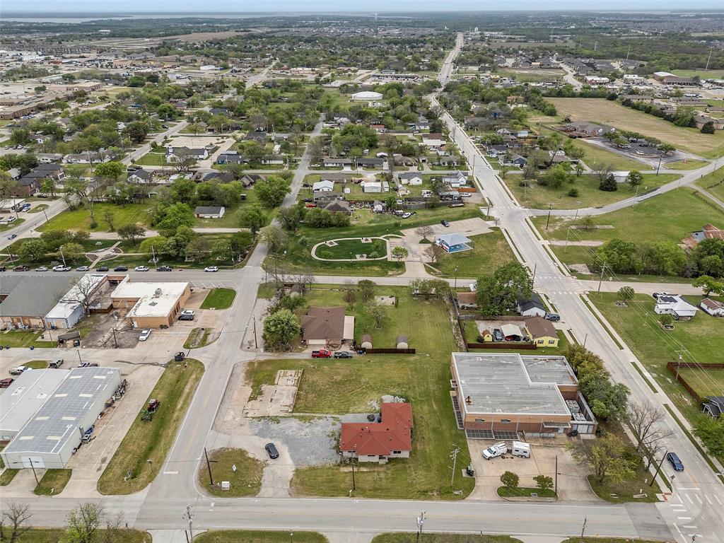 213 Mckinney Avenue Property Photo 6