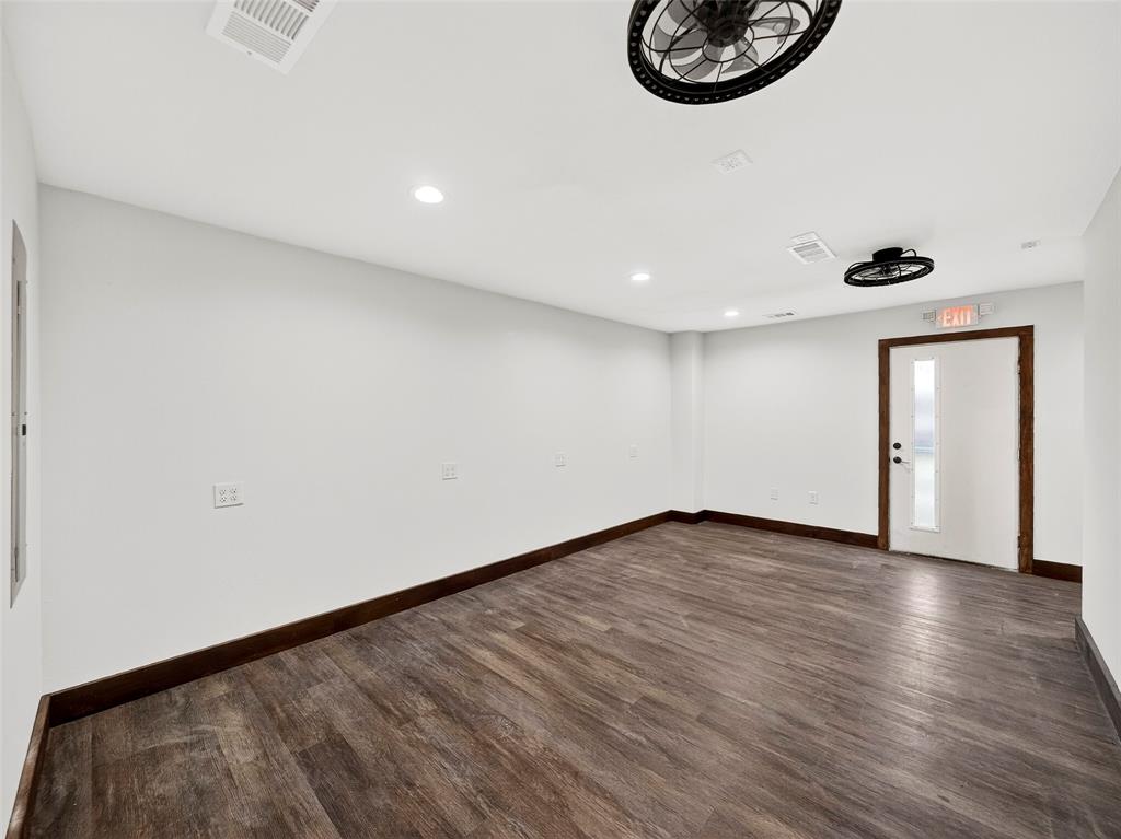213 Mckinney Avenue Property Photo 16
