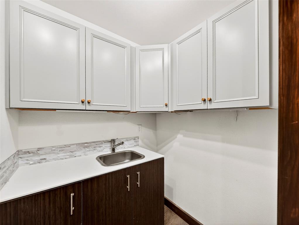 213 Mckinney Avenue Property Photo 19