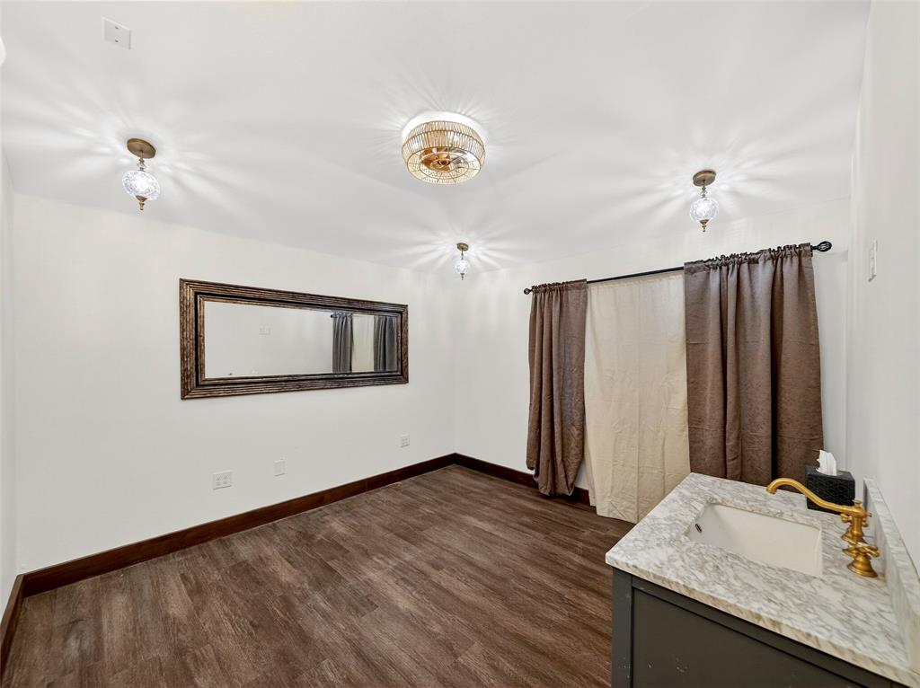 213 Mckinney Avenue Property Photo 29
