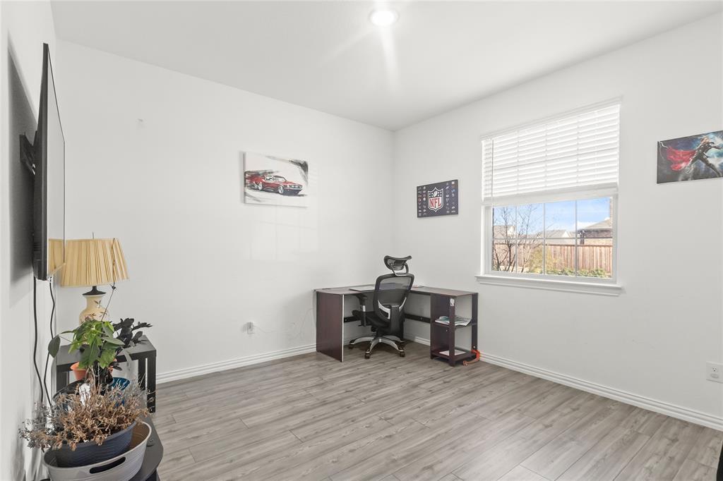 3505 Riverside Drive Property Photo 15