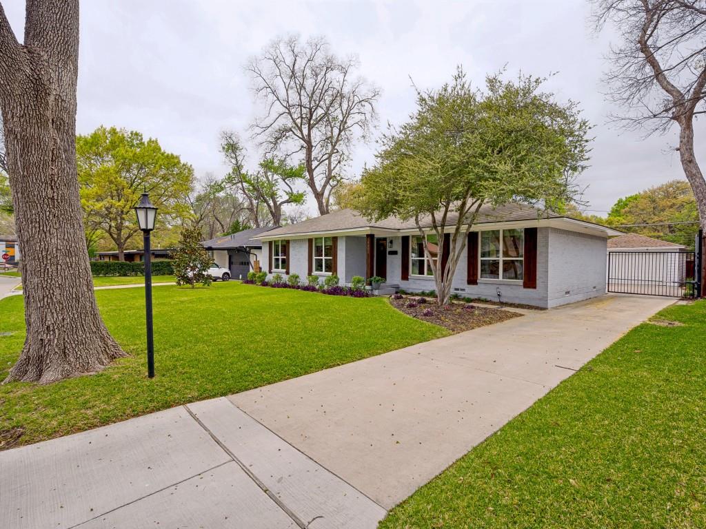 10521 Evangeline Way Property Photo 4