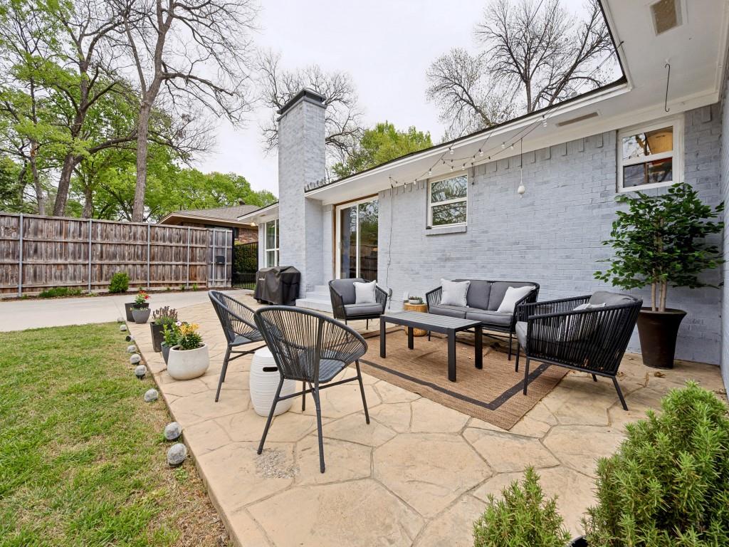 10521 Evangeline Way Property Photo 22
