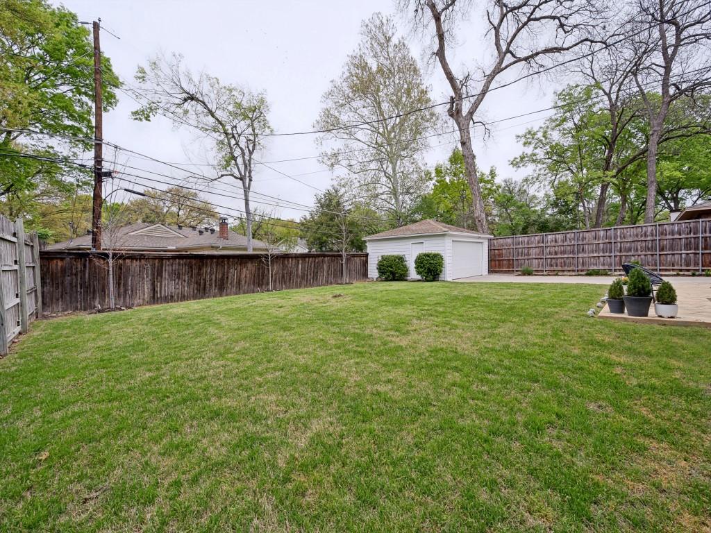 10521 Evangeline Way Property Photo 24