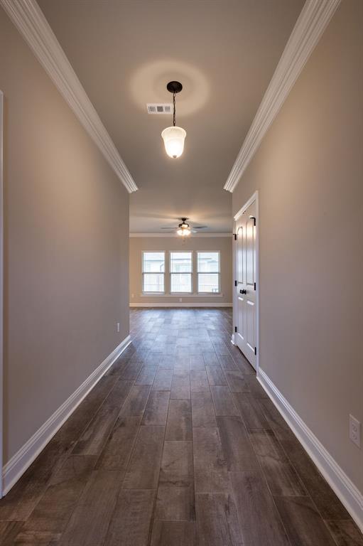 243 Berkshire Place Property Photo 4