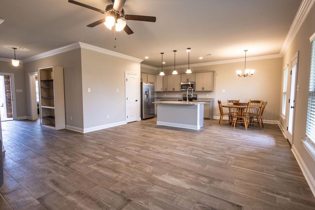 243 Berkshire Place Property Photo 6