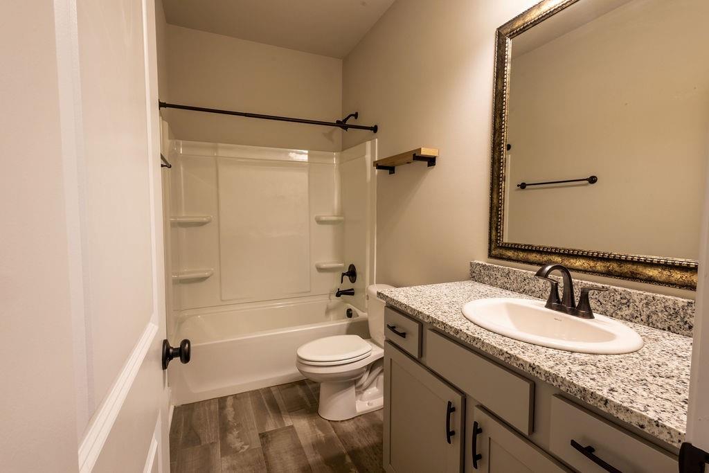 243 Berkshire Place Property Photo 11