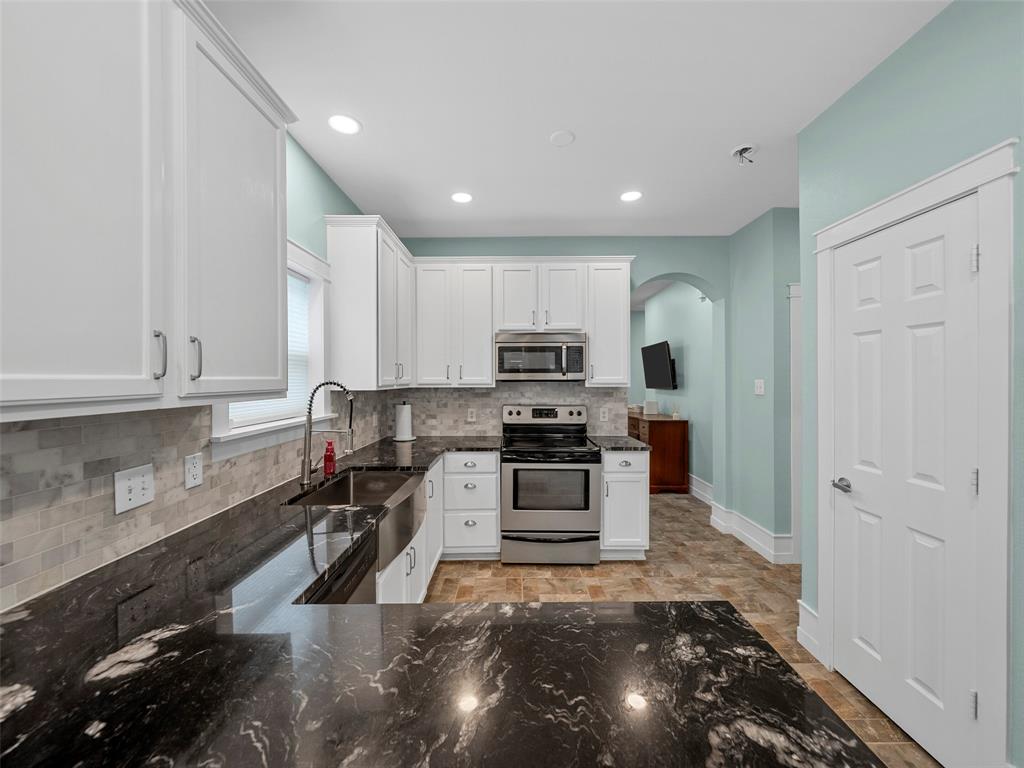 9324 Masse Court Property Photo 8