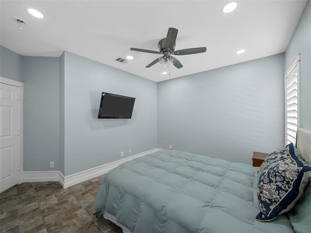 9324 Masse Court Property Photo 11