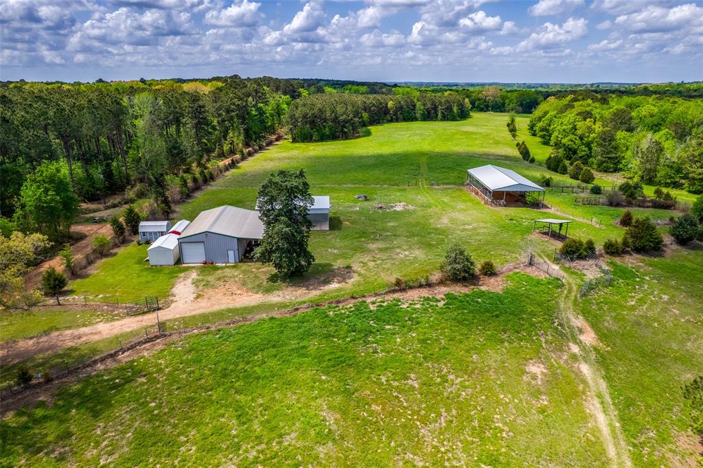 1050 County Road 2618 Property Photo 24