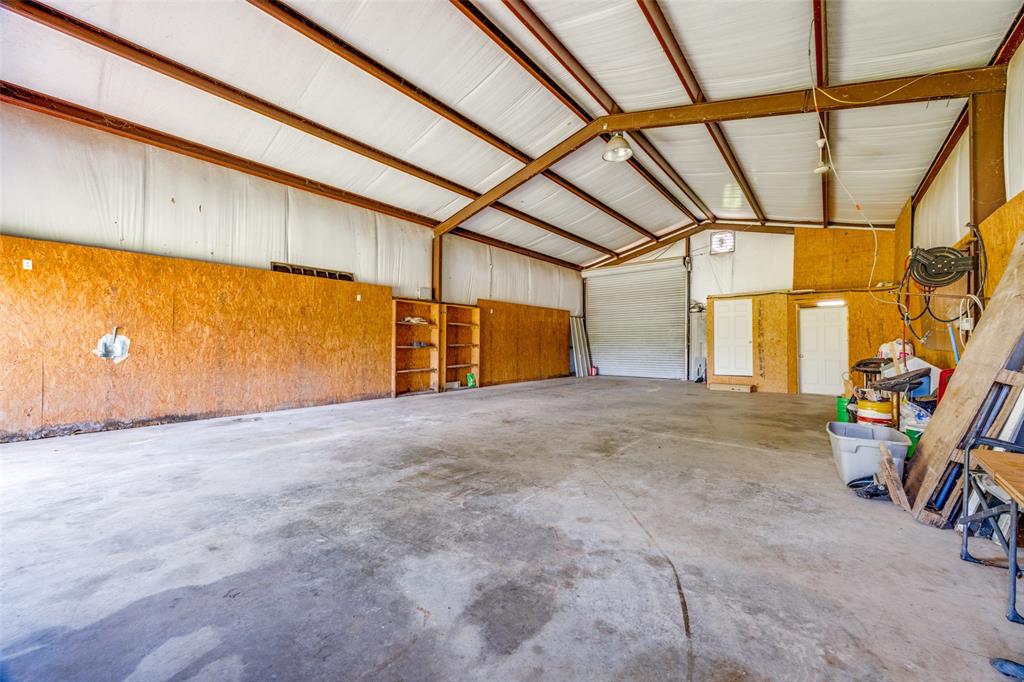 1050 County Road 2618 Property Photo 27