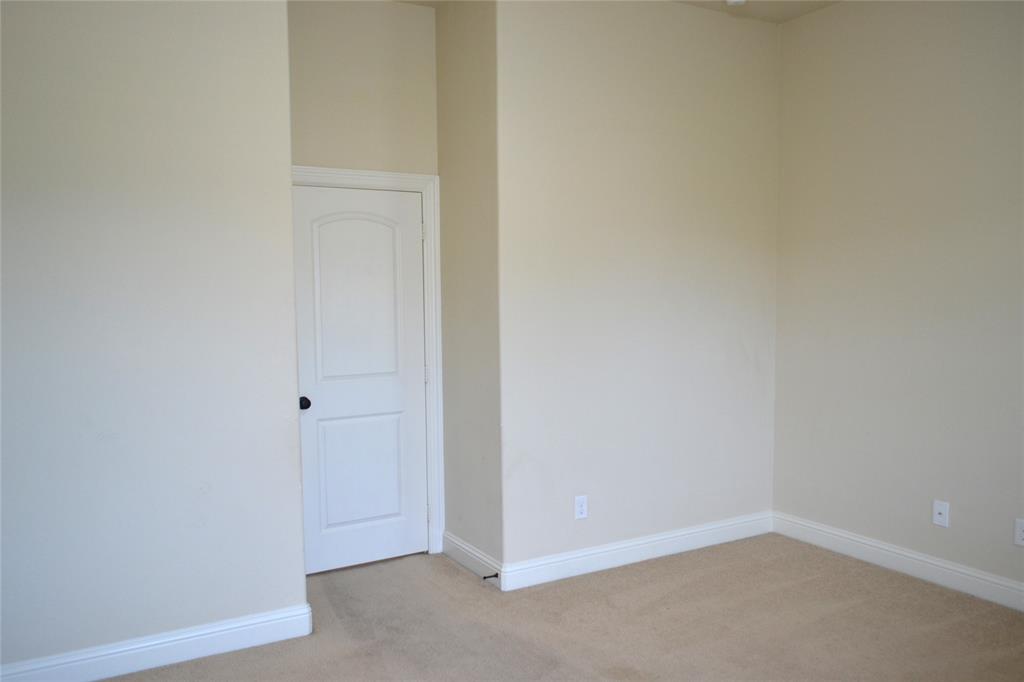 302 Daylily Drive Property Photo 28
