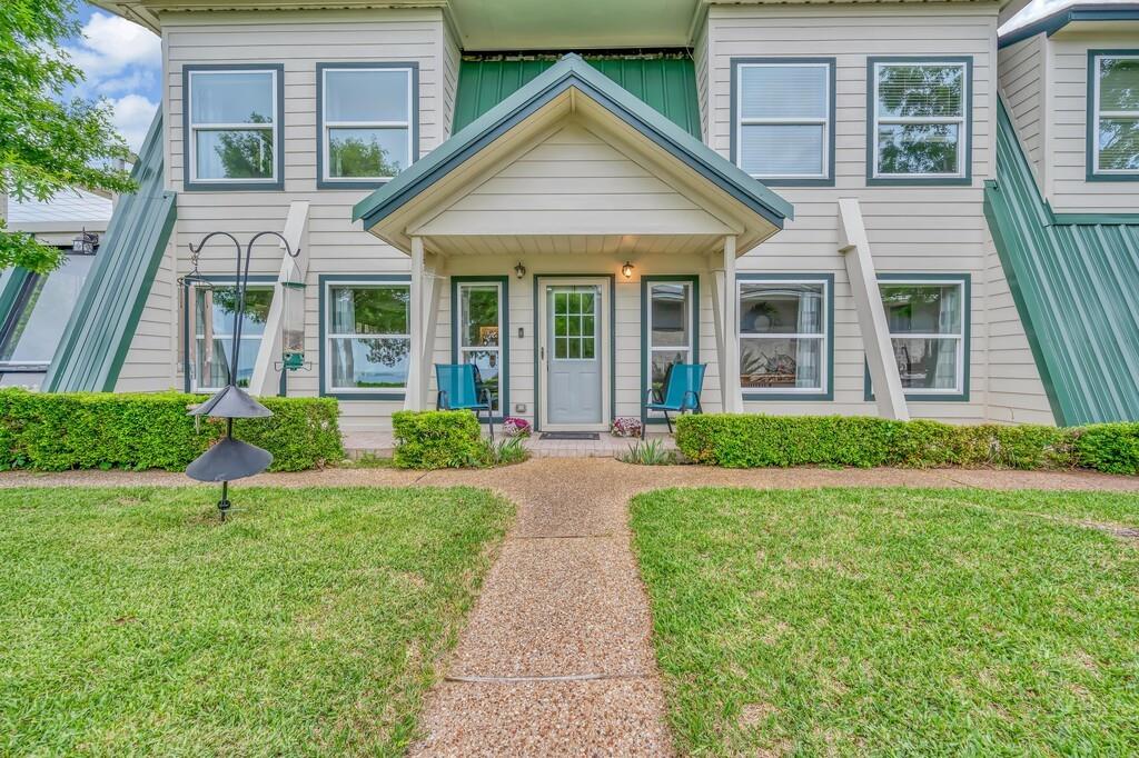 287 Canyon Drive