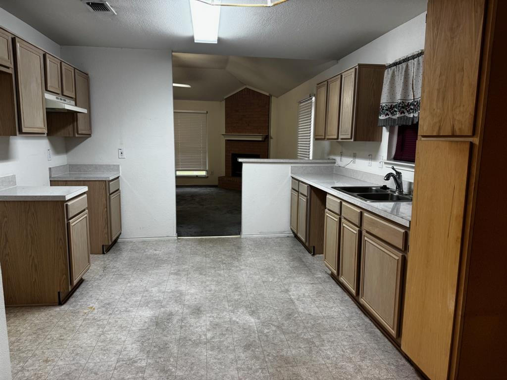 2836 Saint Johns Avenue Property Photo 6