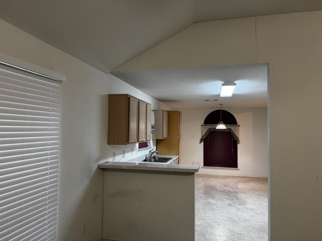 2836 Saint Johns Avenue Property Photo 7