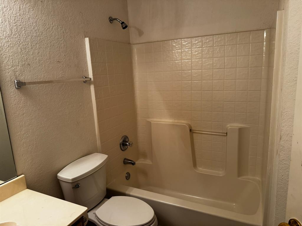 2836 Saint Johns Avenue Property Photo 16