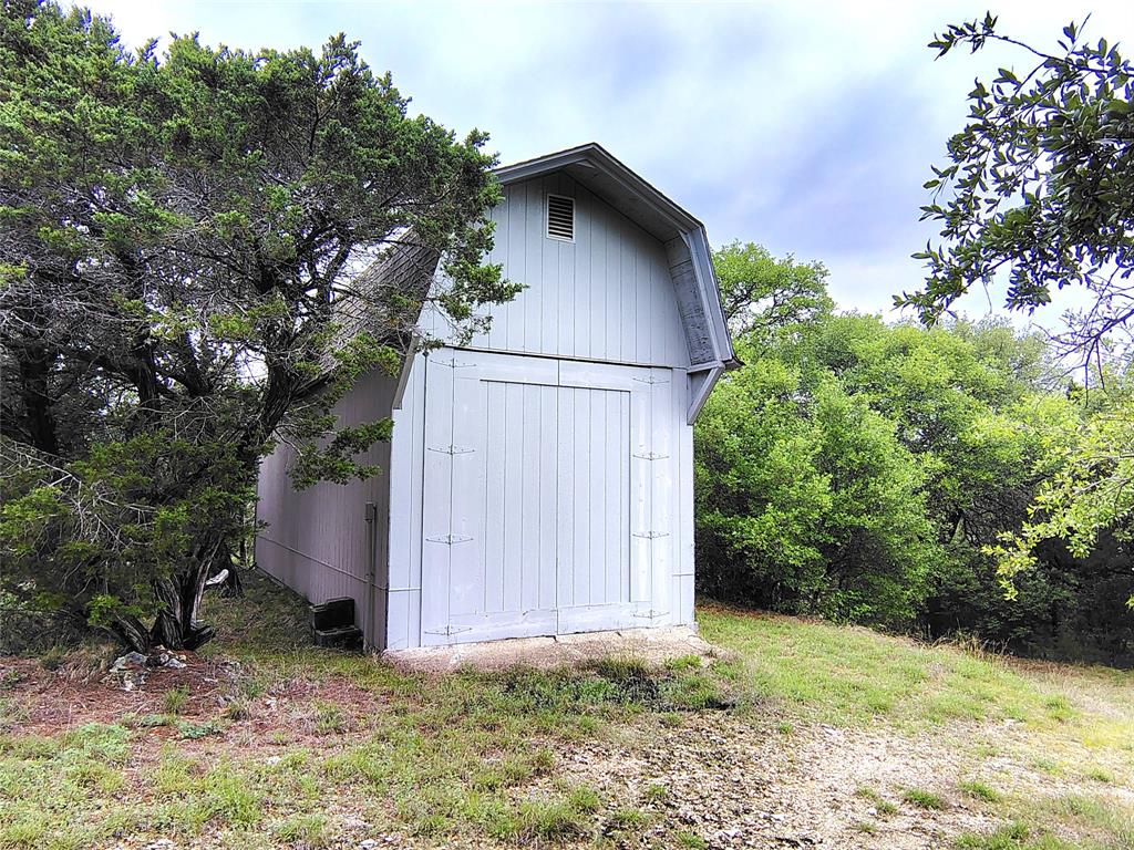 1037 County Road 1190 Property Photo 26