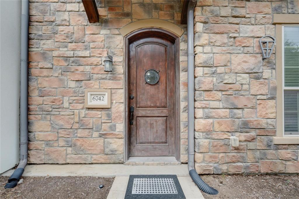 6742 Estrella 26 Property Photo 4