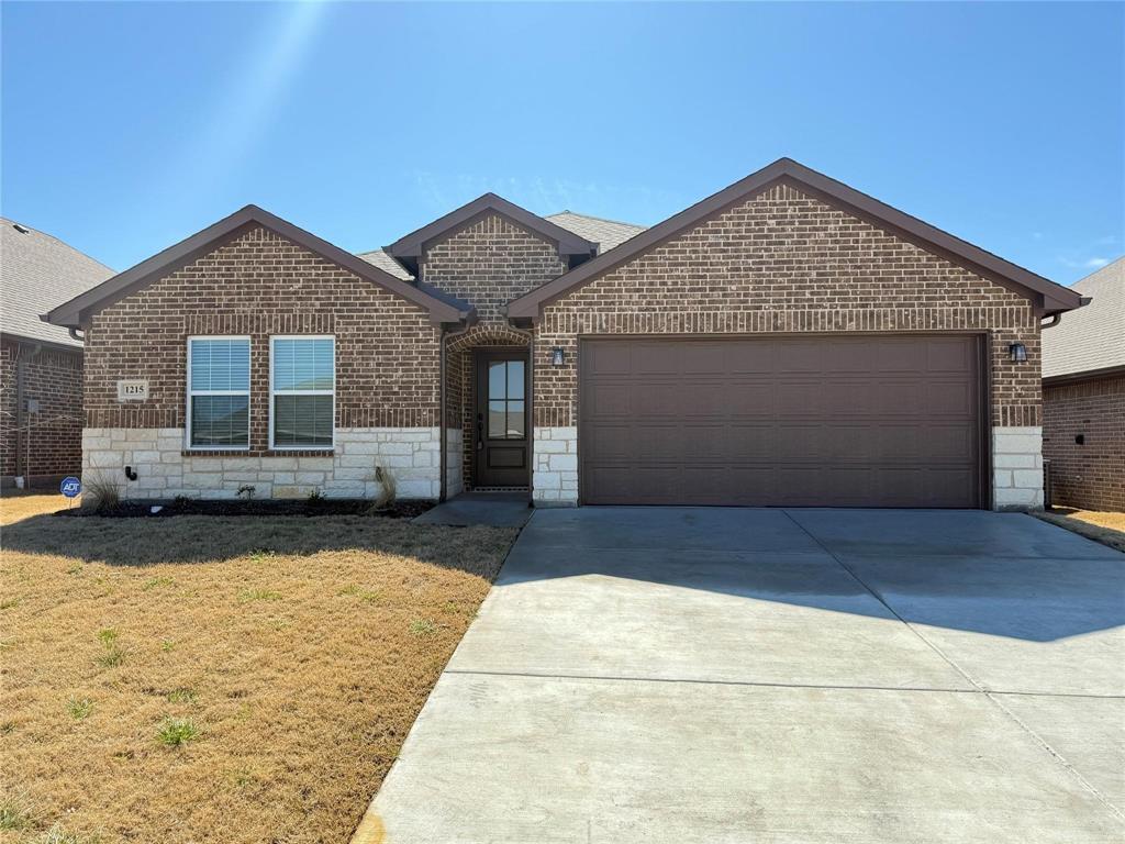 1215 Brad Kellar Drive
