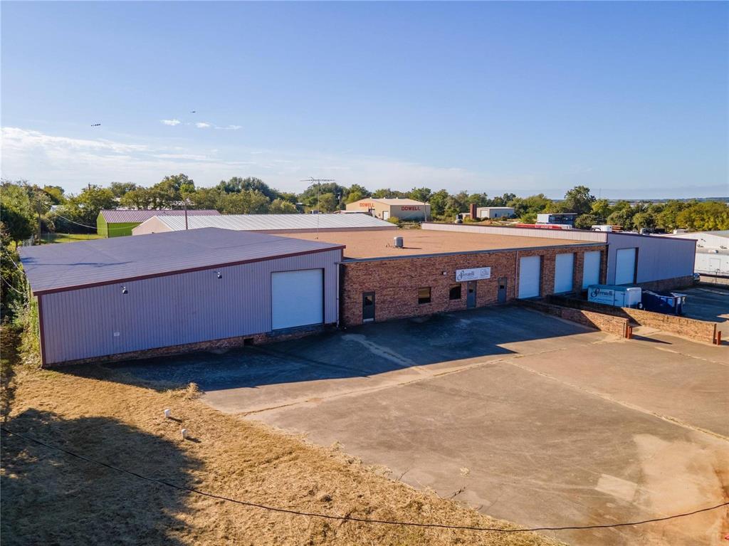 2014 N Us Highway 377 Property Photo 2