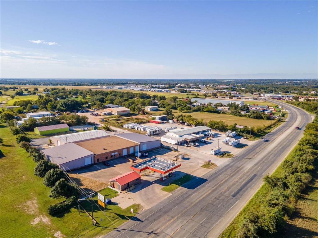 2014 N Us Highway 377 Property Photo 4