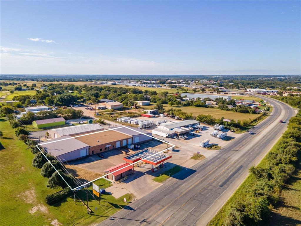 2014 N Us Highway 377 Property Photo 5