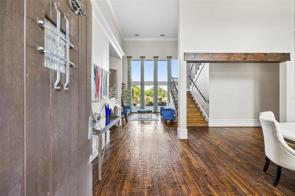 1 Kensington Drive Property Photo 6