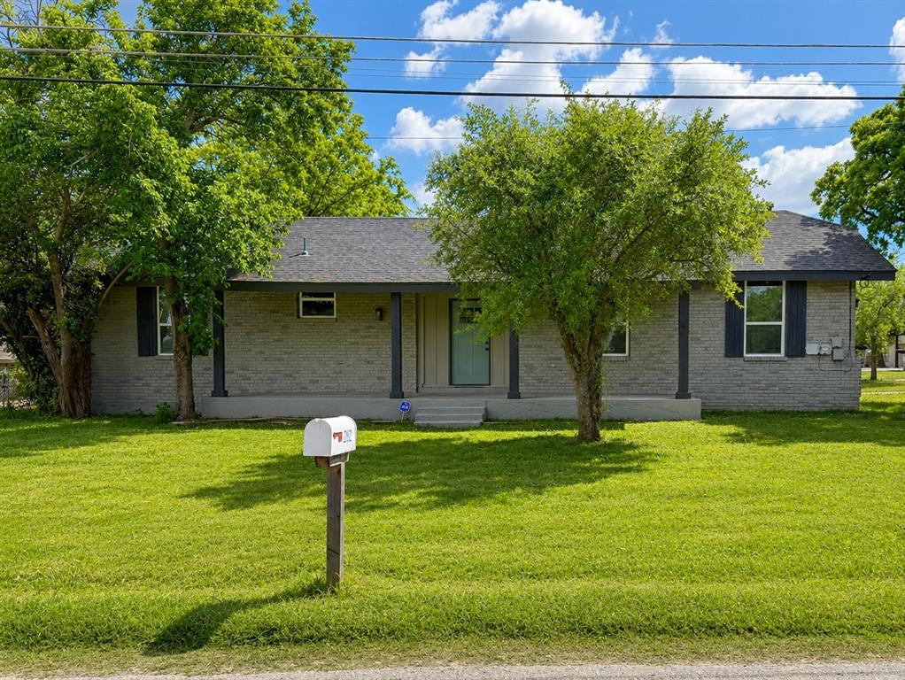 202 4th Street Property Photo 1