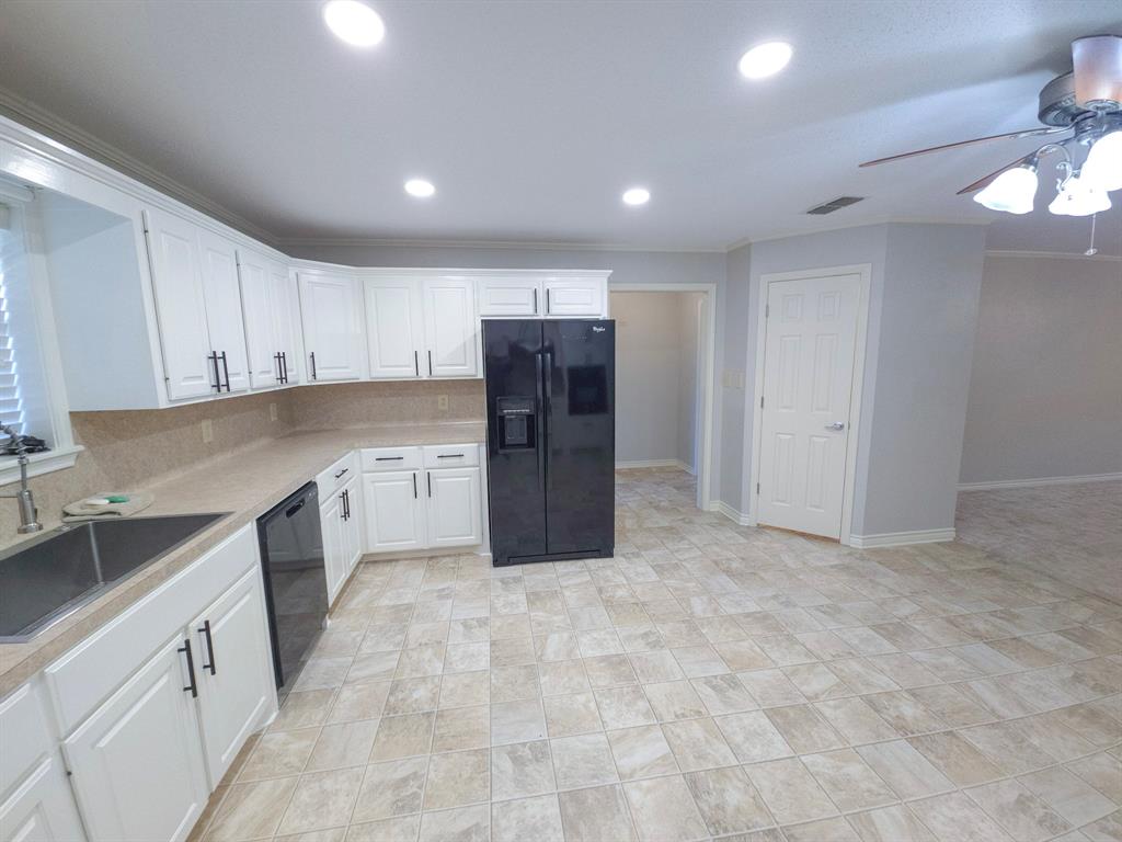 1394 Fm 3343 Property Photo 9