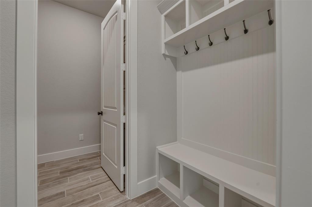 6525 Huron Drive Property Photo 32