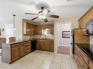 816 Autumn Lake Drive Property Photo 5