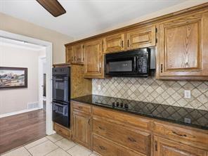 816 Autumn Lake Drive Property Photo 6