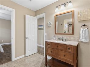 816 Autumn Lake Drive Property Photo 17