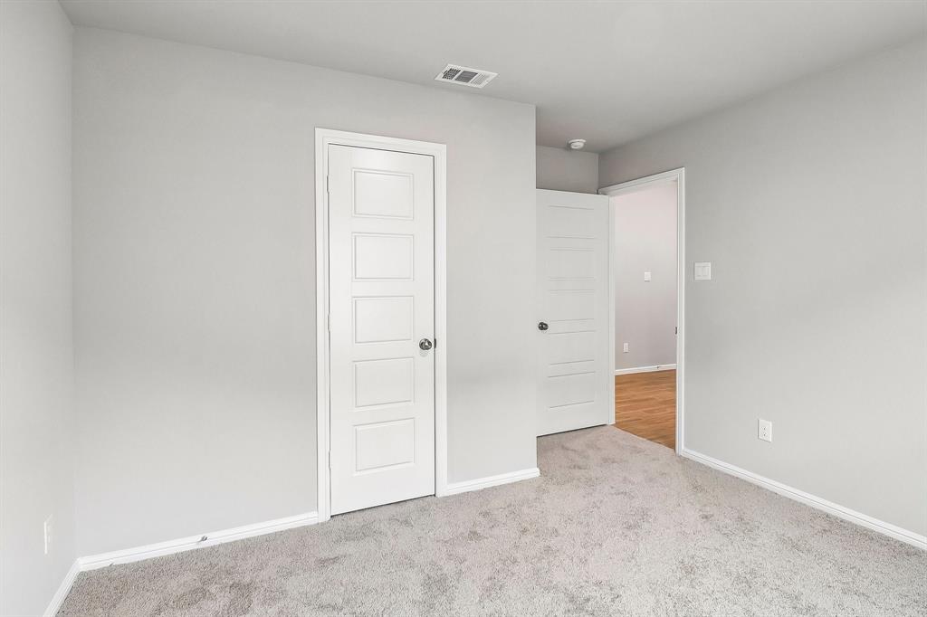 727 Grand Dale Drive Property Photo 12