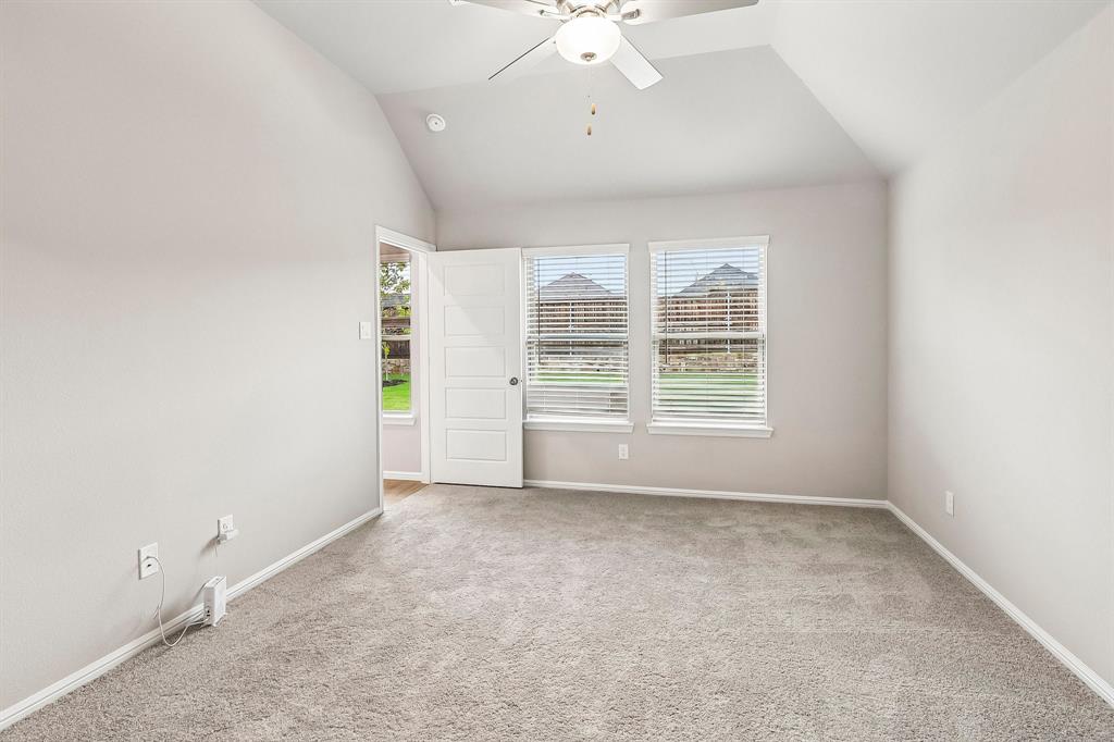 727 Grand Dale Drive Property Photo 17