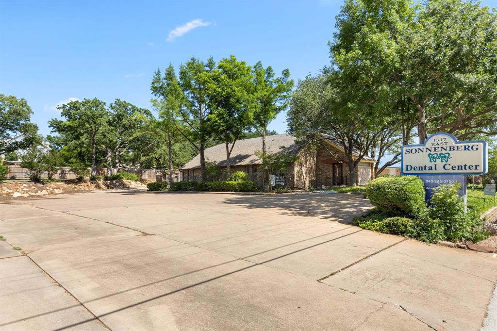 1317 East Property Photo 3