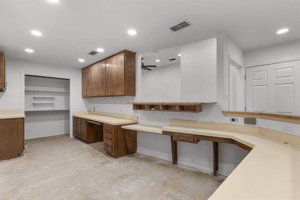 1317 East Property Photo 13