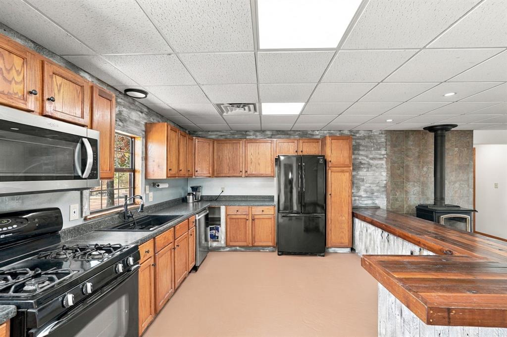 373 Brook Drive Property Photo 12