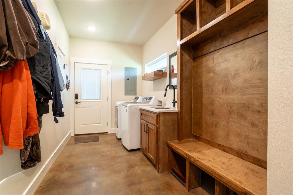1260 Private Road 1656 Property Photo 20