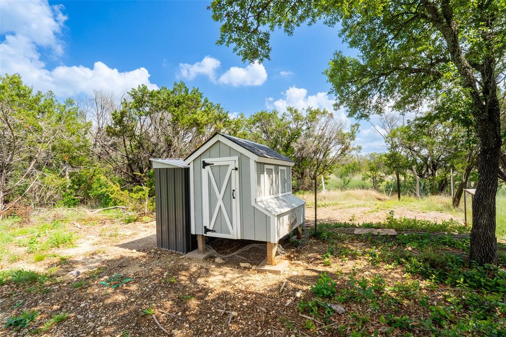 1260 Private Road 1656 Property Photo 29