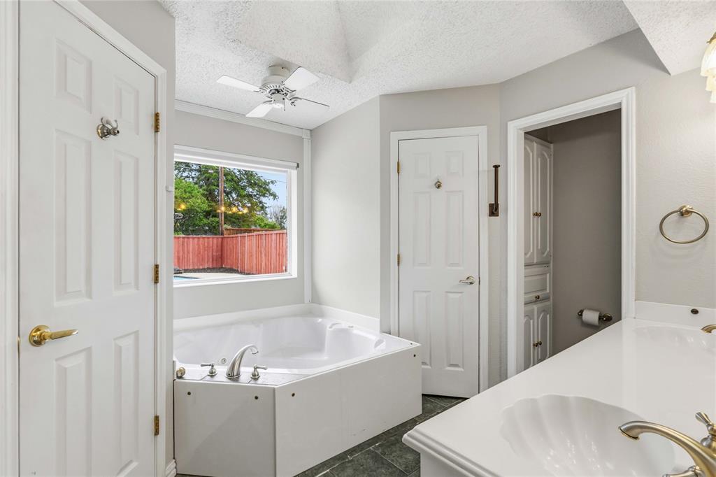 200 Sunny Crest Drive Property Photo 16