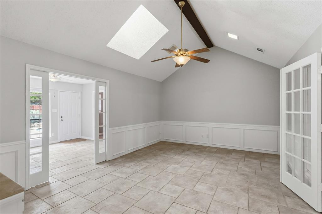 200 Sunny Crest Drive Property Photo 20