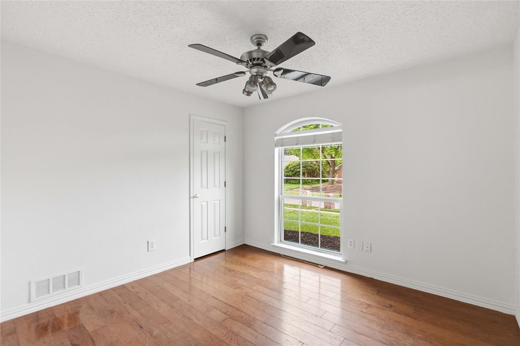 200 Sunny Crest Drive Property Photo 23