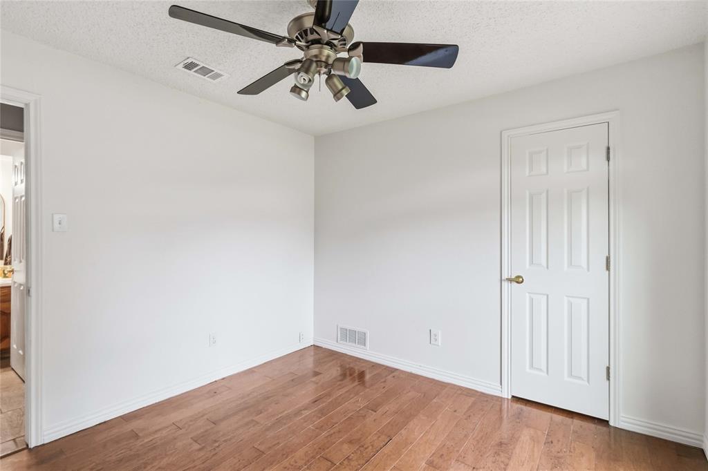 200 Sunny Crest Drive Property Photo 24