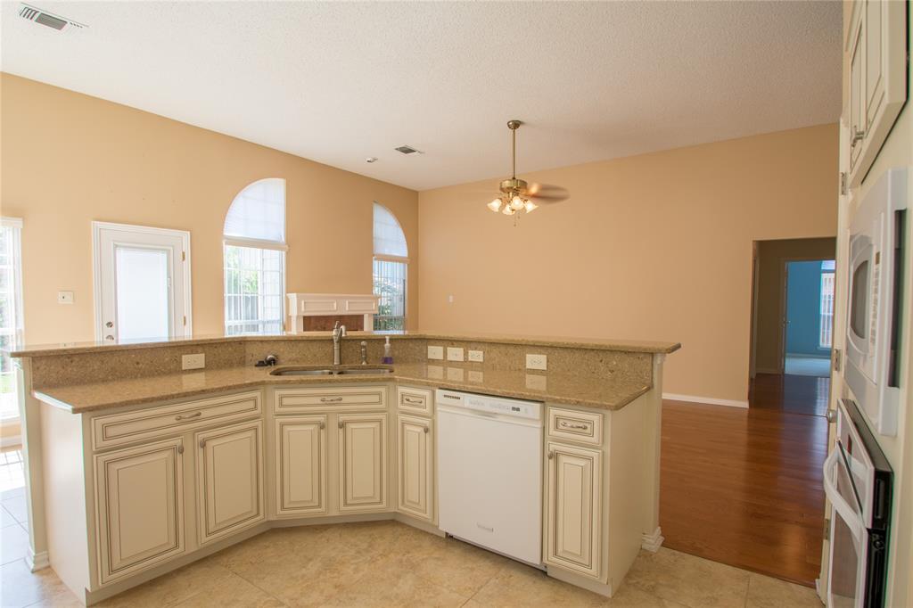 5809 Coldsworth Court Property Photo 6