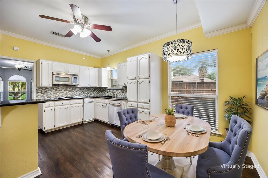 9209 Chimneywood Drive Property Photo 13